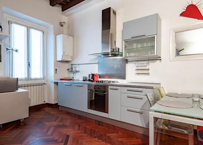 Ticinese Livings Comfy Suite - Full City Center
