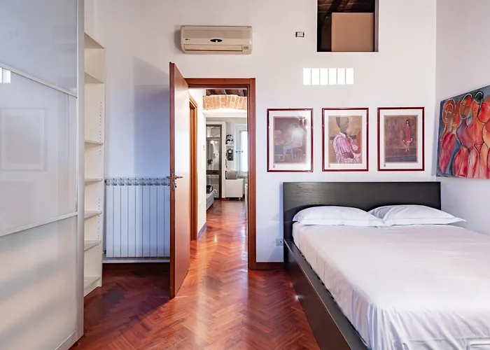Ticinese Livings Comfy Suite - Full City Center